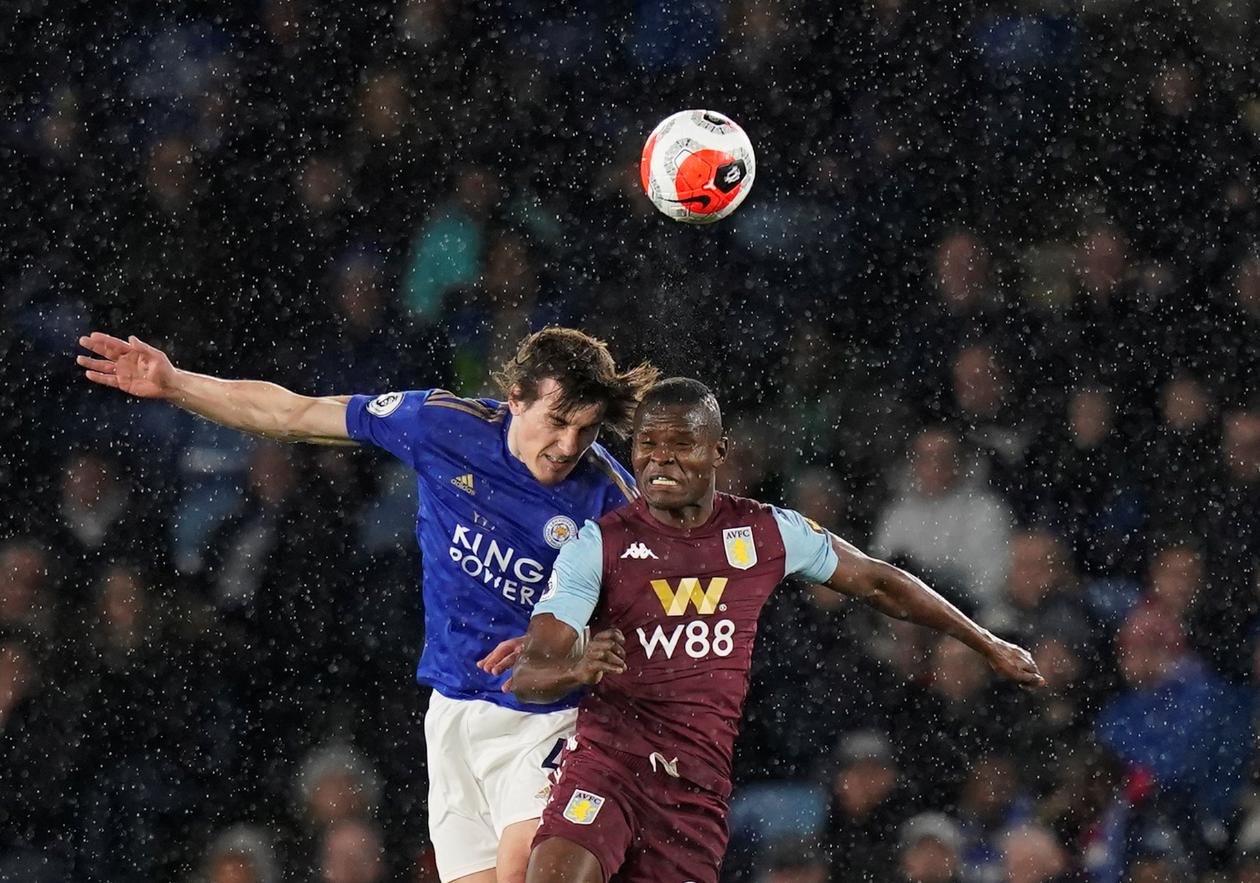 与利益之间 与利益之间